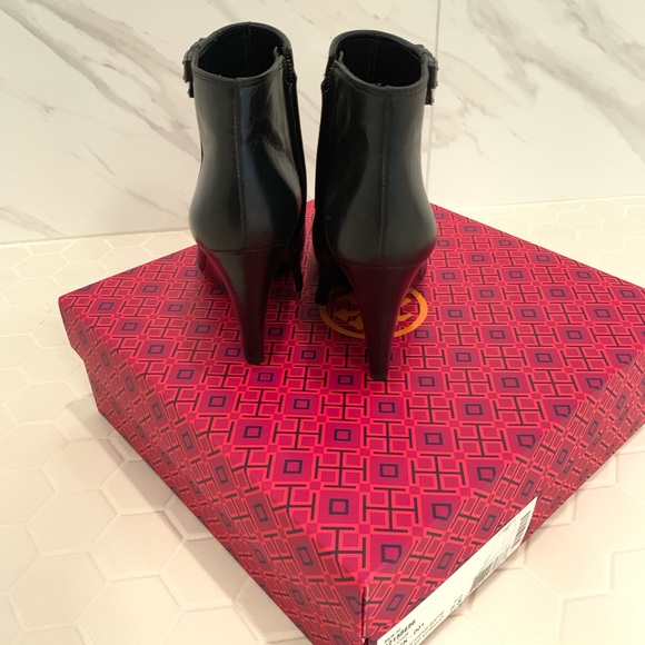 BRAND NEW! Tory Burch ❤️ - Picture 8 of 8